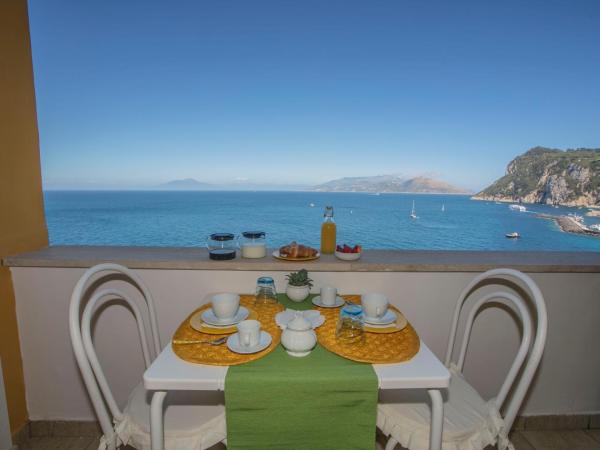 B&B Punta Vivara : photo 2 de la chambre chambre double - vue sur mer