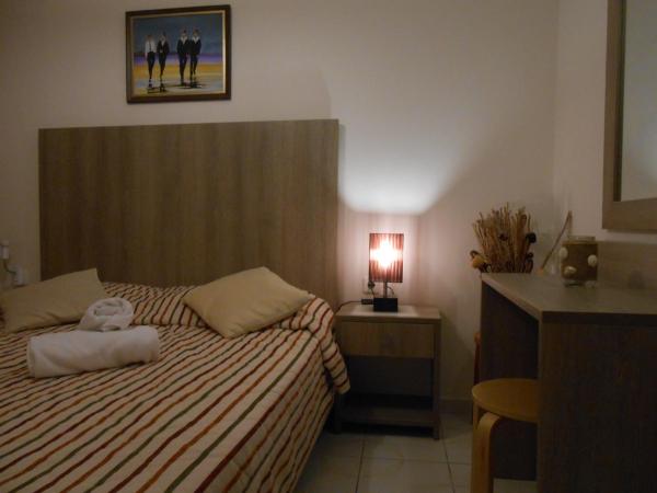 Voula Hotel : photo 10 de la chambre appartement - rez-de-chaussée