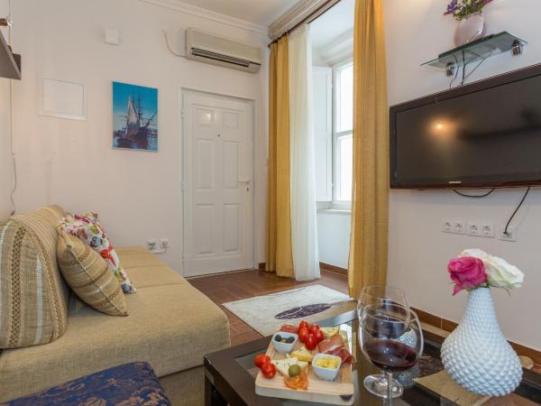 Apartment and Rooms Stay : photo 4 de la chambre appartement