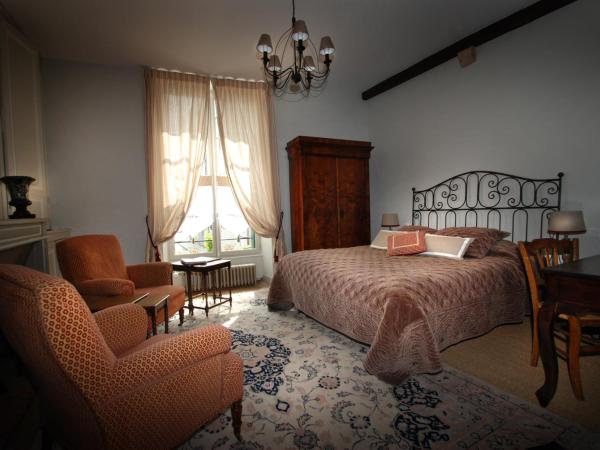 Logis Cote Loire - Auberge Ligerienne : photo 2 de la chambre chambre double ou lits jumeaux supérieure