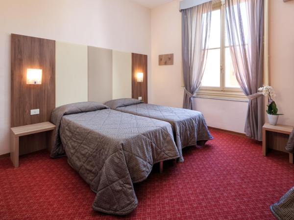 Hotel Arno Bellariva : photo 6 de la chambre chambre triple Économique