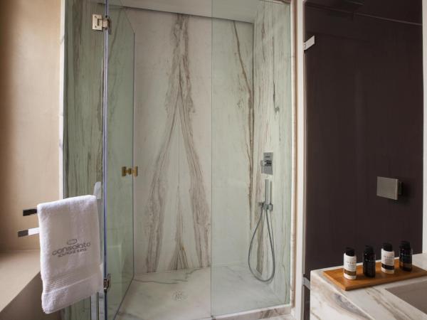 Consolato Boutique : photo 9 de la chambre suite principale avec balcon - vue sur vieille ville