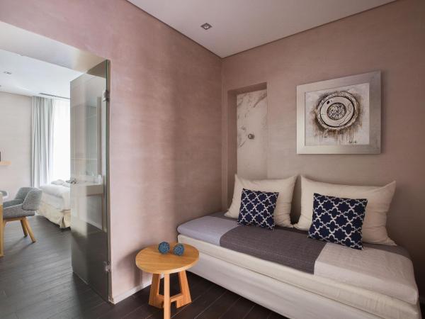 Consolato Boutique : photo 5 de la chambre superior suite with old town view and balcony