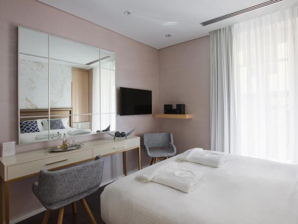 Consolato Boutique : photo 3 de la chambre superior suite with old town view and balcony