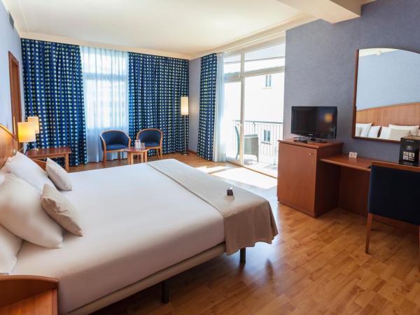 Hotel Delfín : photo 4 de la chambre suite