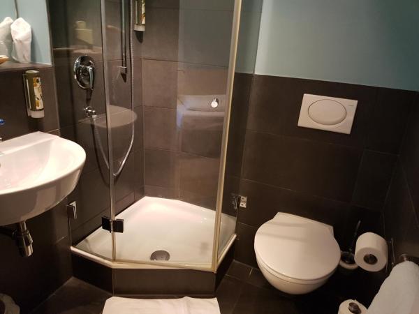 Belle Blue Zentrum : photo 8 de la chambre chambre simple