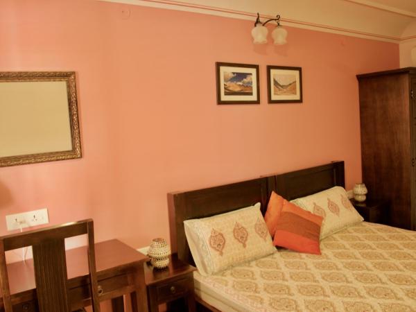 Pathik Niwas : photo 1 de la chambre chambre double - vue sur jardin