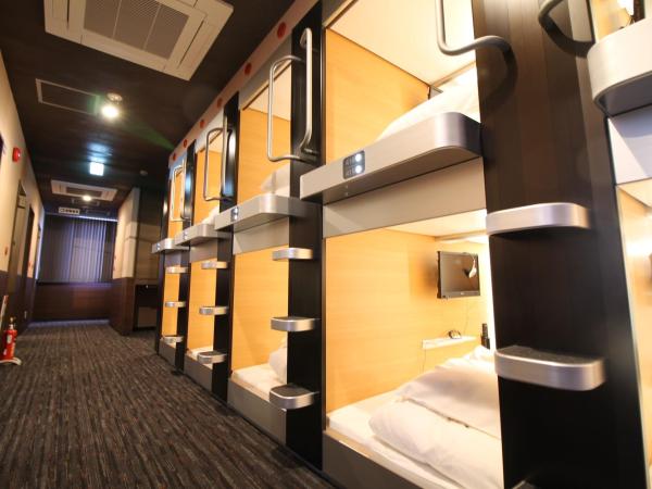 Sejour Inn Capsule : photo 9 de la chambre lit capsule supérieur dans dortoir mixte