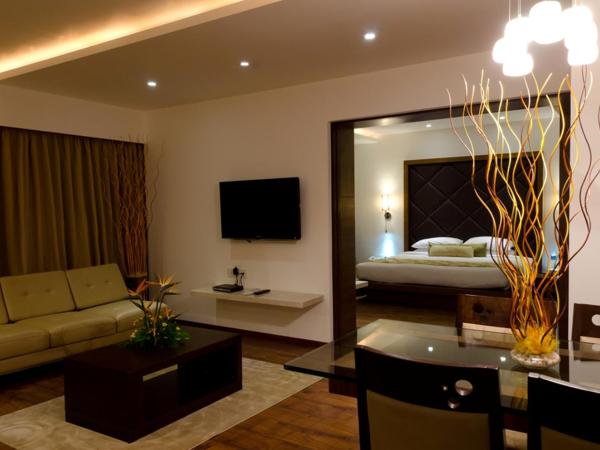 Ramee Grand Hotel and Spa, Pune : photo 2 de la chambre grande suite