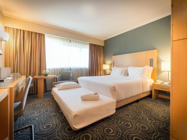 SANA Malhoa Hotel : photo 1 de la chambre chambre double ou lits jumeaux avec lit d'appoint