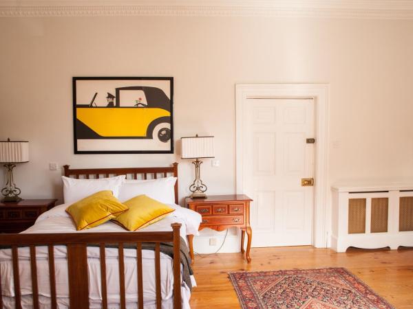 The Historical Harcourt Suites : photo 5 de la chambre chambre triple supérieure