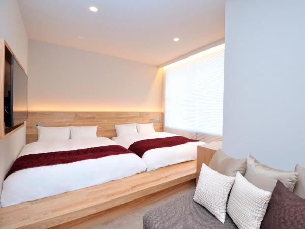 hotel androoms Osaka Hommachi : photo 2 de la chambre chambre lits jumeaux de luxe - non-fumeurs
