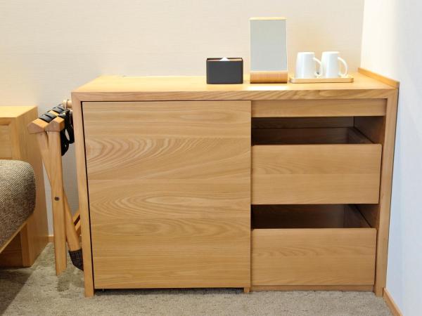 hotel androoms Osaka Hommachi : photo 5 de la chambre chambre lits jumeaux de luxe - non-fumeurs