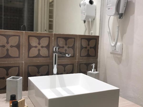 Petrosino : photo 5 de la chambre chambre double - vue sur jardin