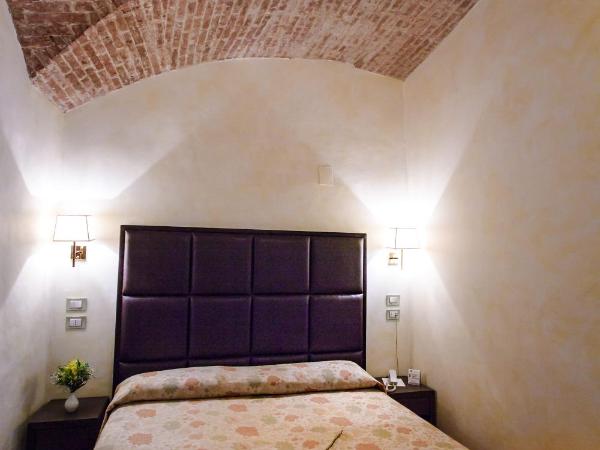 Hotel Fortuna : photo 4 de la chambre chambre simple standard