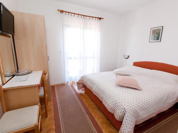 Pansion Maria : photo 9 de la chambre chambre double avec balcon