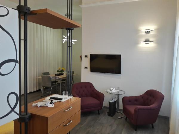 Hotel Centrale : photo 3 de la chambre studio (2 adultes) - annexe