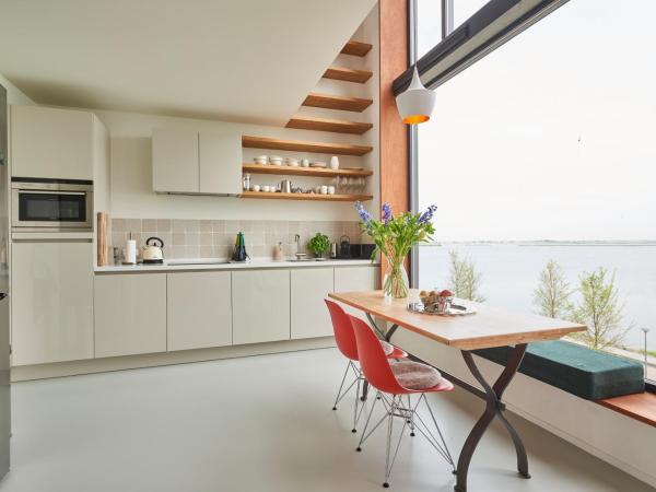 Lake View Apartment Amsterdam : photo 4 de la chambre appartement - vue sur lac