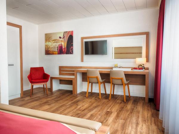 Hotel Senator : photo 8 de la chambre chambre double standard