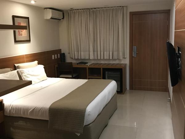 Américas Granada Hotel : photo 1 de la chambre chambre lit king-size - accessible aux personnes à mobilité réduite