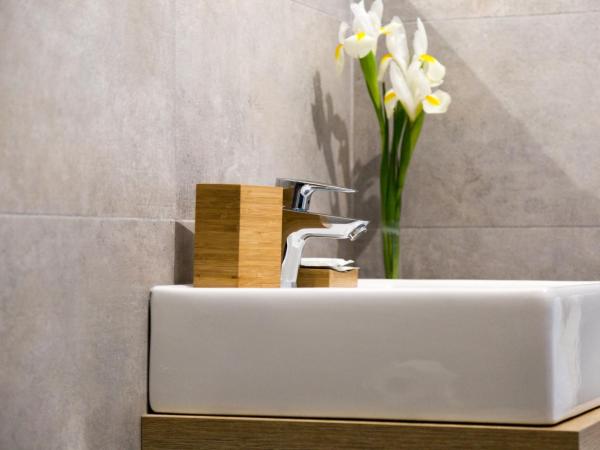 Suite Inn Catania : photo 6 de la chambre chambre triple