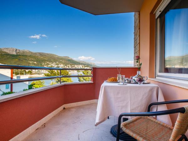 Rooms Split : photo 3 de la chambre chambre triple deluxe - vue sur mer