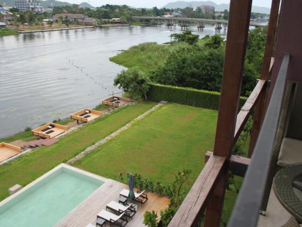 The Glory River Kwai Hotel : photo 1 de la chambre chambre double deluxe avec baignoire