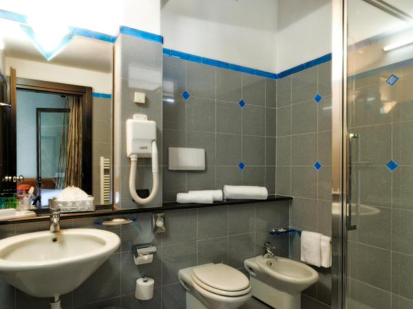 Mare Hotel : photo 4 de la chambre chambre familiale - vue sur colline