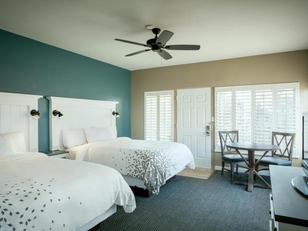 Pacific Shores Inn : photo 1 de la chambre chambre standard avec 2 lits queen-size