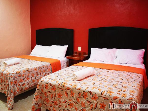 Hotel Hacienda Cortes : photo 2 de la chambre chambre lits jumeaux