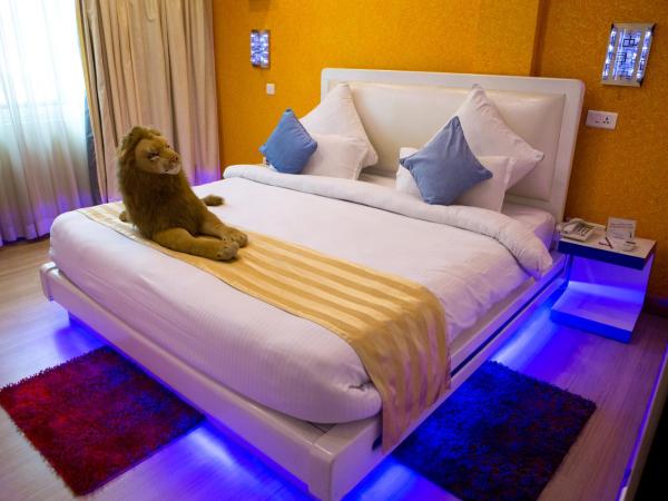 Royal Penguin Boutique Hotel & Spa : photo 6 de la chambre suite présidentielle