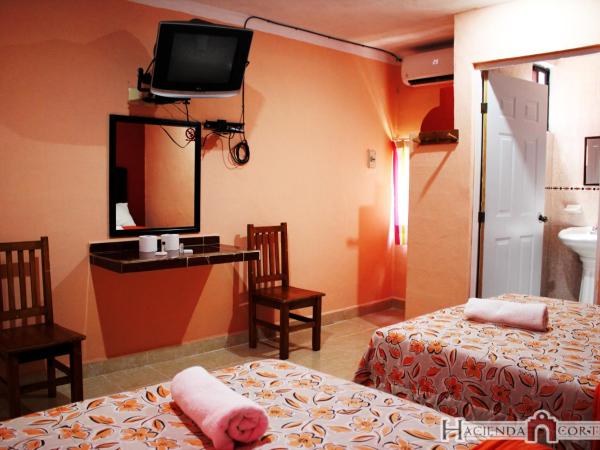 Hotel Hacienda Cortes : photo 4 de la chambre chambre lits jumeaux