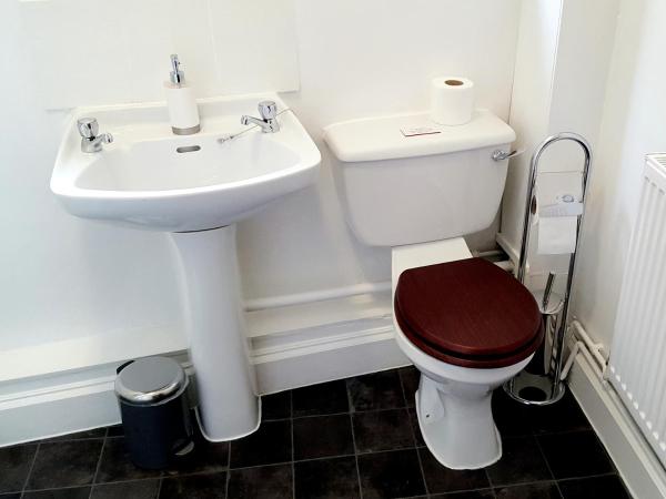 Robin 7 Lodge City Centre : photo 7 de la chambre chambre simple standard avec salle de bains privative