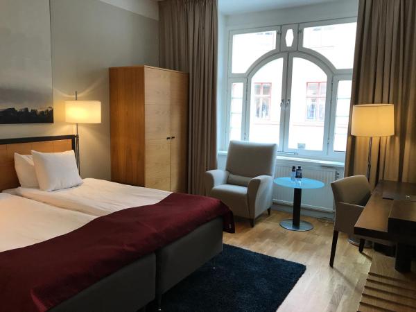 ProfilHotels Riddargatan : photo 5 de la chambre chambre standard lit queen-size