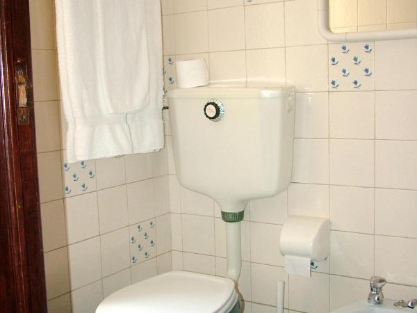 Residencial Valentina : photo 10 de la chambre chambre double ou lits jumeaux