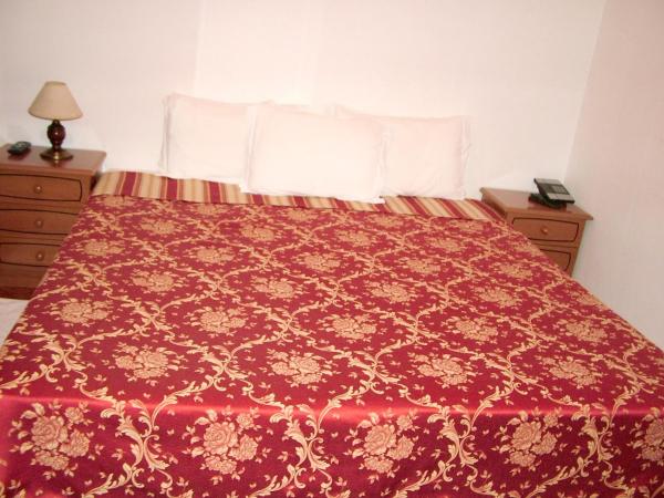 Residencial Valentina : photo 9 de la chambre chambre double ou lits jumeaux