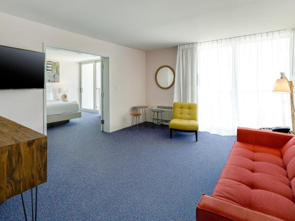 Plunge Beach Resort : photo 2 de la chambre suite 1 chambre lit king-size