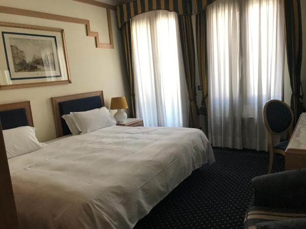 Foscari Palace : photo 6 de la chambre chambre double ou lits jumeaux supérieure