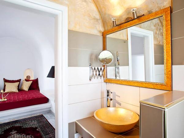 Asteras Villas : photo 3 de la chambre suite phoebe avec jacuzzi - vue sur caldera