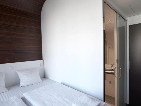 Steel House Copenhagen : photo 1 de la chambre chambre simple avec salle de bains privative