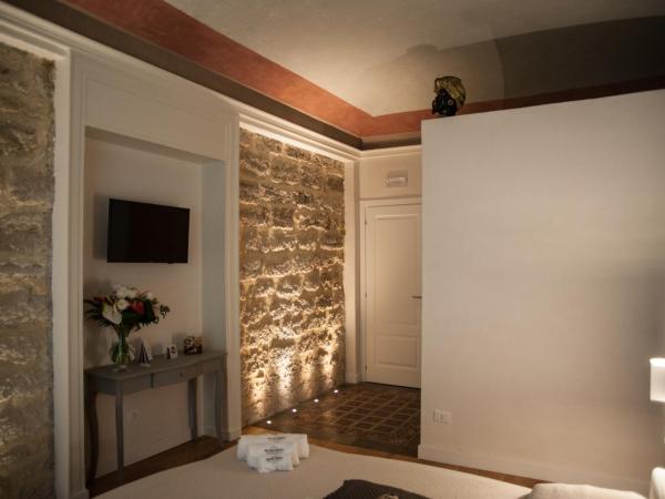 Petrosino : photo 10 de la chambre chambre double deluxe avec balcon