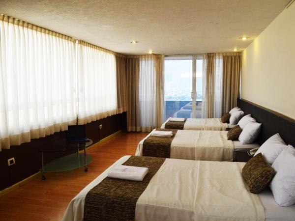 Puebla Inn Express : photo 1 de la chambre chambre triple