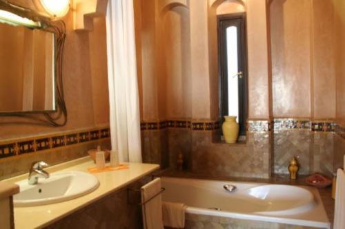 Villa Riadana : photo 7 de la chambre suite