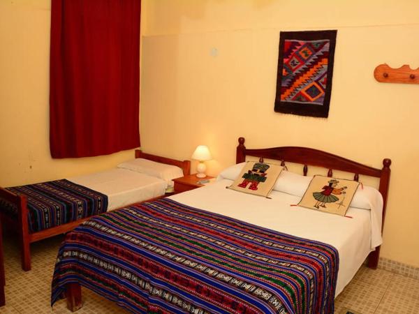 Hostal Yatasto : photo 3 de la chambre chambre quadruple