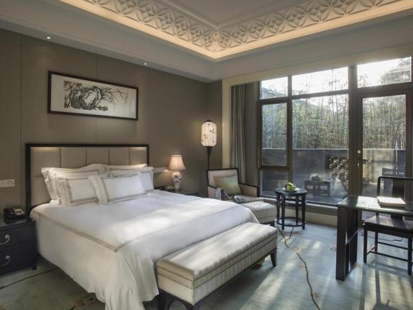 West Lake State Guest House : photo 2 de la chambre building 7 courtyard view king room