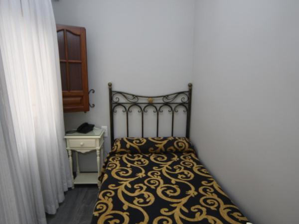 Hostal Roma : photo 2 de la chambre chambre simple