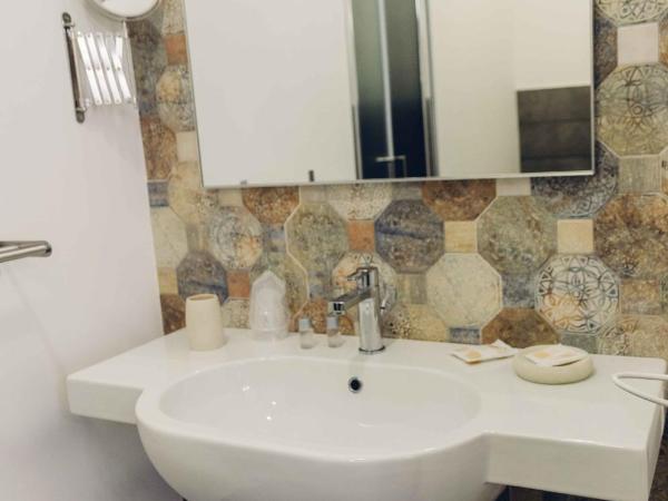 Etna Suite Group : photo 6 de la chambre chambre triple exécutive