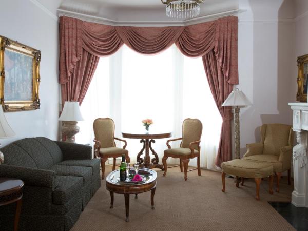 Hotel Majestic : photo 2 de la chambre suite deluxe avec lit king-size