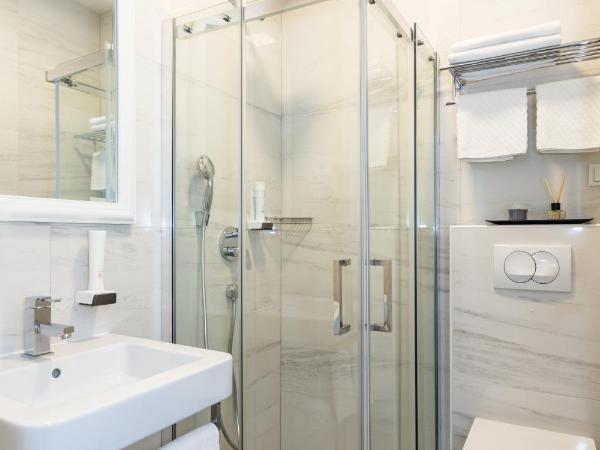 Villa Palma Krk : photo 8 de la chambre appartement 2 chambres avec balcon et vue sur la mer