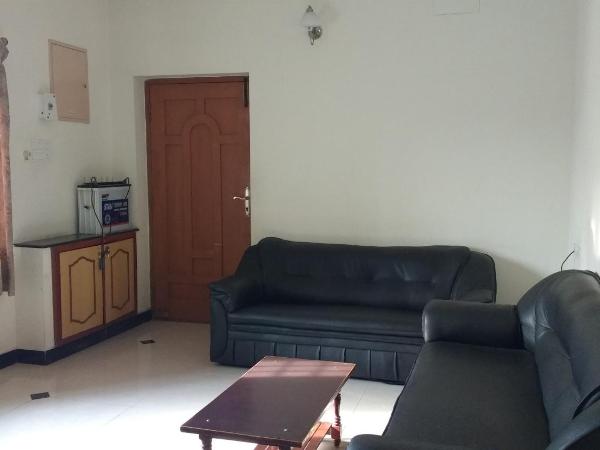 Roshini Serviced Apartments : photo 2 de la chambre appartement 3 chambres